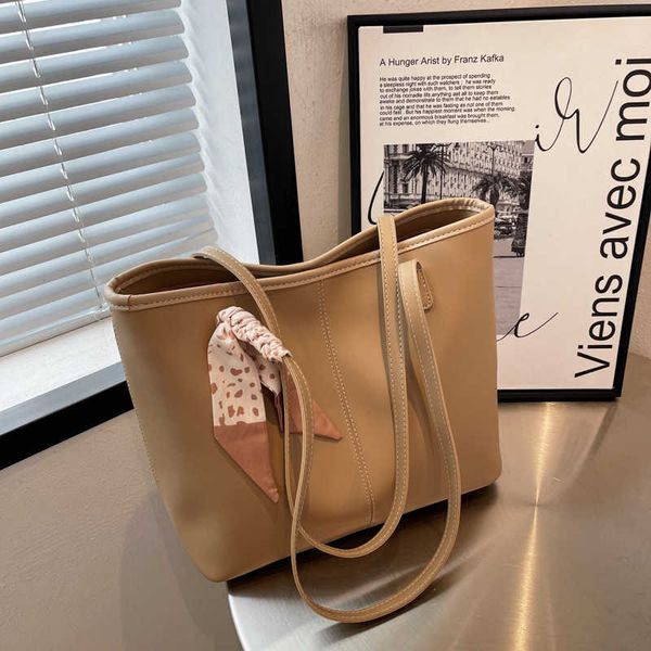 designer bag large capacity tote bag for women niche fashion versatile commuting shoulder bag high-end feeling ribbon bag for women
designer bag large capacity tote bag for women niche fashion versatile commuting shoulder bag high-end feeling ribbon bag for women