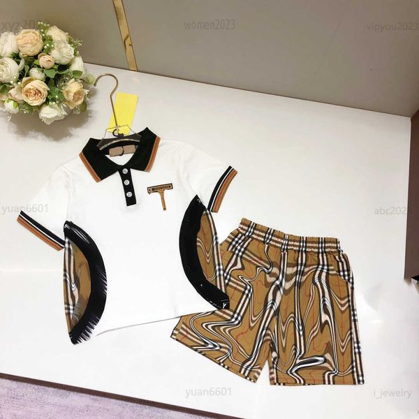 designer baby clothes tracksuits child sets 2pcs logo printed patchwork design with polo collar and plaid shorts multiple product, White
designer baby clothes tracksuits child sets 2pcs logo printed patchwork design with polo collar and plaid shorts multiple product, White