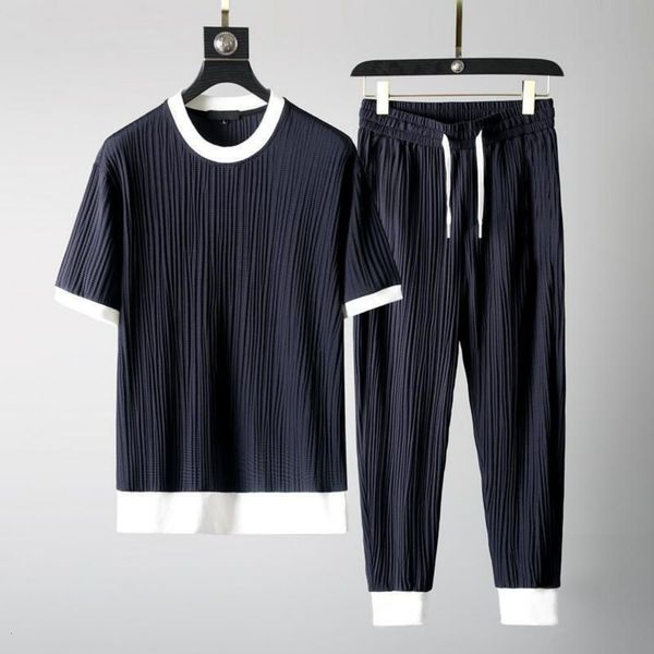 men s tracksuits 2023 summer t shirt pants ice silk suit two pieces set thin casual sports male fashion sweatpants plus size 230713, Gray
men s tracksuits 2023 summer t shirt pants ice silk suit two pieces set thin casual sports male fashion sweatpants plus size 230713, Gray