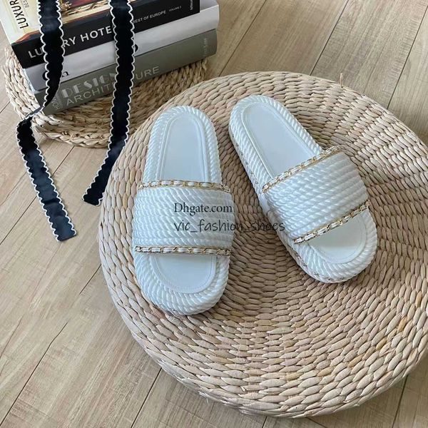 7a 2023 new fashion designer sandals leather platform slippers women ccity slide classic flip-flops summer sdgfghs, Black
7a 2023 new fashion designer sandals leather platform slippers women ccity slide classic flip-flops summer sdgfghs, Black