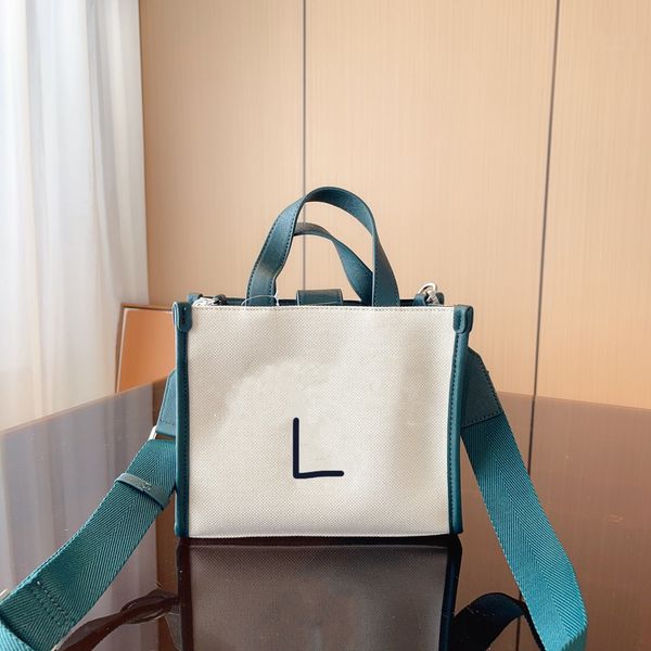 large-capacity luxury fashion denim tote bag for ladies designers totes high-quality shopping letters handbag 3 colors
large-capacity luxury fashion denim tote bag for ladies designers totes high-quality shopping letters handbag 3 colors