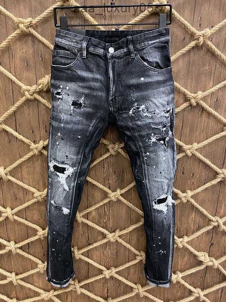 2023 new men jeans hole light blue dark gray italy brand man long pants trousers streetwear denim skinny slim straight biker jean for wo dsq
2023 new men jeans hole light blue dark gray italy brand man long pants trousers streetwear denim skinny slim straight biker jean for wo dsq