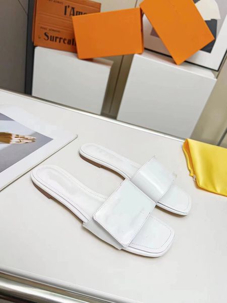 two-wear evening slippers women's summer outerwear 2023 new korean version thin belt fairy gentle thick-heeled sandals, Black
two-wear evening slippers women's summer outerwear 2023 new korean version thin belt fairy gentle thick-heeled sandals, Black
