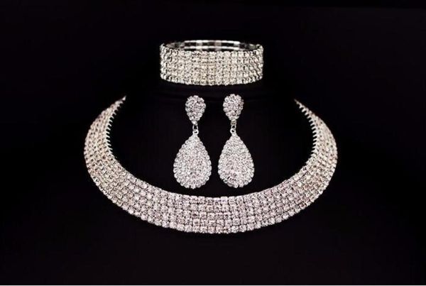 selling bride classic rhinestone crystal choker necklace earrings and bracelet wedding jewelry sets wedding accessories bridal7683503, White
selling bride classic rhinestone crystal choker necklace earrings and bracelet wedding jewelry sets wedding accessories bridal7683503, White