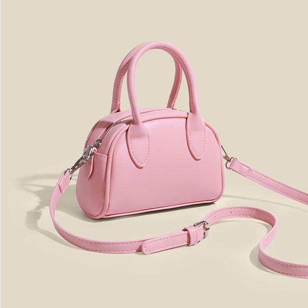 evening bags simple pu leather designer handbags for women 2023 girl fashion casual shoulder bag lady soft cute solid color zipper shell 230
evening bags simple pu leather designer handbags for women 2023 girl fashion casual shoulder bag lady soft cute solid color zipper shell 230