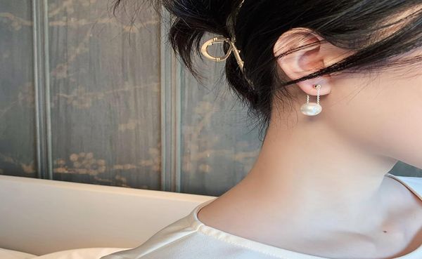 pearl earring woman small pearl earrings earringsdangle earrings simple elegant small pearl pendant earrings for woman 2020 new fa5033949, Silver
pearl earring woman small pearl earrings earringsdangle earrings simple elegant small pearl pendant earrings for woman 2020 new fa5033949, Silver