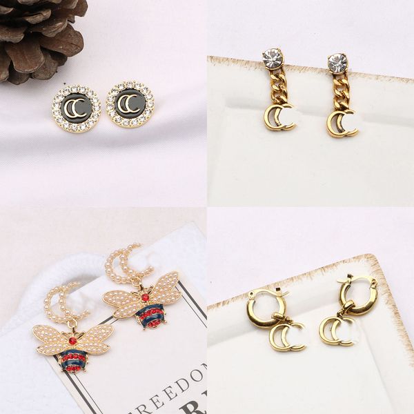 luxury brand designers letters earring ear stud 18k gold plated 925 silver inlay diamond round geometric famous women crystal pearl earrings, Golden;silver
luxury brand designers letters earring ear stud 18k gold plated 925 silver inlay diamond round geometric famous women crystal pearl earrings, Golden;silver