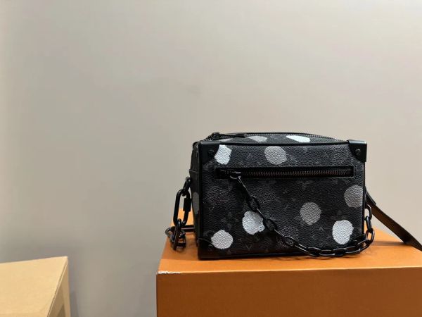 cc yayoi kusama mini bag women soft trunk crossbody totes bags mens shoulder monograms messenger purse bag legacy chain handle designer luxu
cc yayoi kusama mini bag women soft trunk crossbody totes bags mens shoulder monograms messenger purse bag legacy chain handle designer luxu