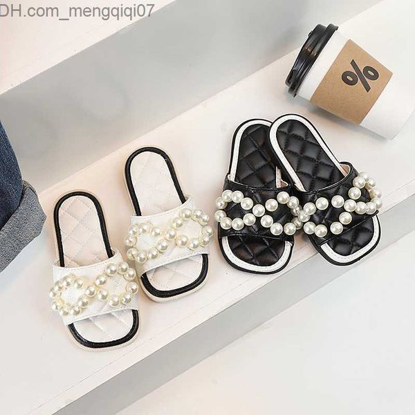 slipper children' summer slider bead sewing patch work girls' slider black and white elegant square toe 23-32 fashion children�, Black;grey
slipper children' summer slider bead sewing patch work girls' slider black and white elegant square toe 23-32 fashion children�, Black;grey