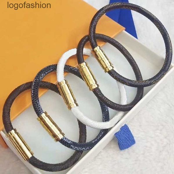 floral leather bracelet designer bracelets charm men and women metal lock fashion classic simple jewelry friendship valentine's day gif, Golden;silver
floral leather bracelet designer bracelets charm men and women metal lock fashion classic simple jewelry friendship valentine's day gif, Golden;silver