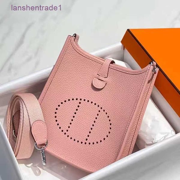 designer hemrres bag evelynn shoulder evelyns one crossbody leather womens bag casual versatile layer cowhide bucket litchi pattern handbag
designer hemrres bag evelynn shoulder evelyns one crossbody leather womens bag casual versatile layer cowhide bucket litchi pattern handbag