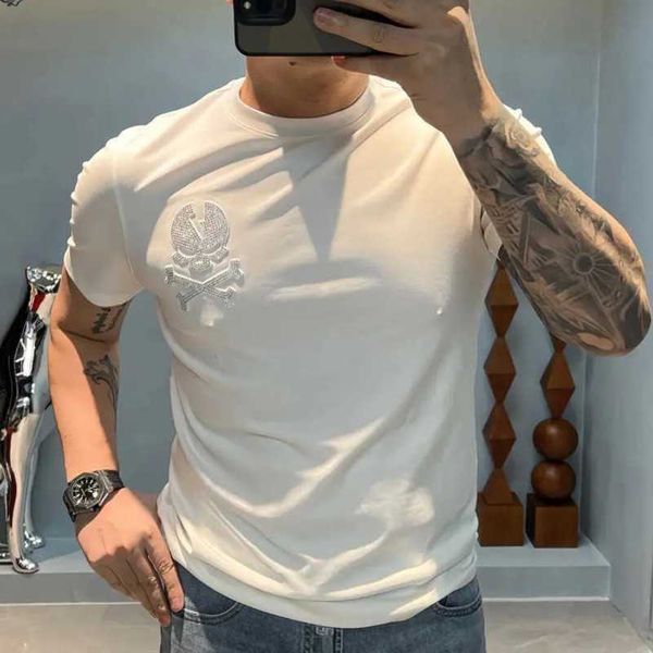 european fashion light luxury summer new skull head diamonds short sleeve t-shirt for men's high end fashion brand rascal handsome dres, White;black
european fashion light luxury summer new skull head diamonds short sleeve t-shirt for men's high end fashion brand rascal handsome dres, White;black