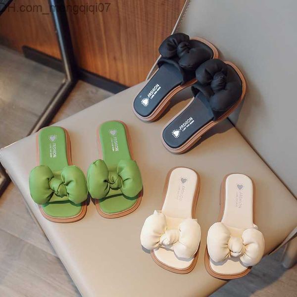 slipper girls' slide 2023 children' fashion summer korean style little princess soft children' green casual shoes simple bi, Black;grey
slipper girls' slide 2023 children' fashion summer korean style little princess soft children' green casual shoes simple bi, Black;grey