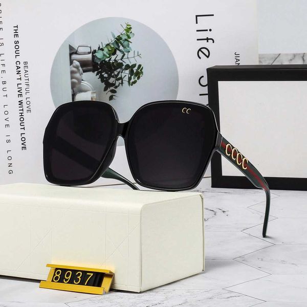 luxury designer sunglasses for man women shades glasses classic brand fashion uv400 beach goggle retro frame travel factory store box, White;black
luxury designer sunglasses for man women shades glasses classic brand fashion uv400 beach goggle retro frame travel factory store box, White;black