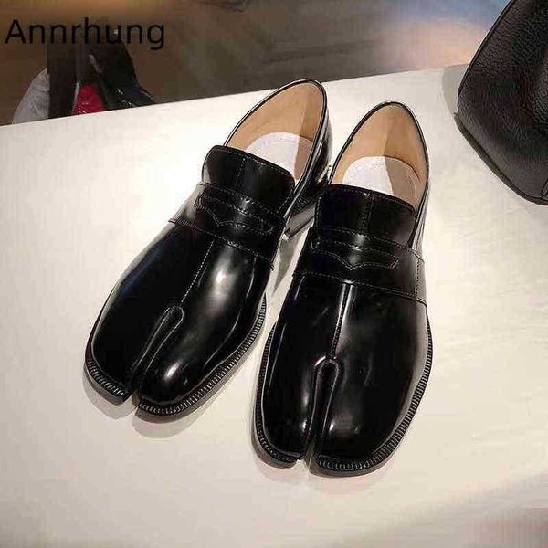 hbp dres shoe black leather casual shoe square heel individual split toe new spring slim woman zapato mujer 220723
hbp dres shoe black leather casual shoe square heel individual split toe new spring slim woman zapato mujer 220723
