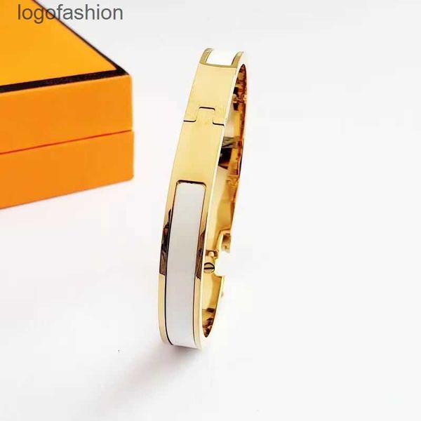 new designer h letter bangle luxury brand enamel bracelets men and women fashion bracelets everyday accessories party wedding valentine', Black
new designer h letter bangle luxury brand enamel bracelets men and women fashion bracelets everyday accessories party wedding valentine', Black