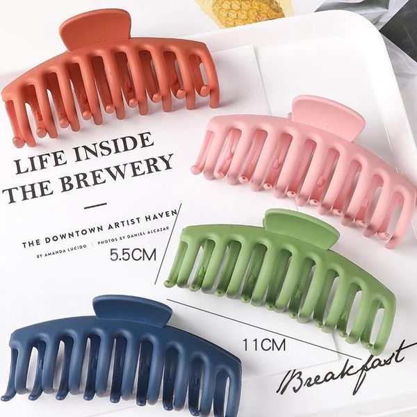 2021 new claw clip solid color large barrette crab claws bath clip ponytail clip headwear for women girls accessories, Slivery;golden
2021 new claw clip solid color large barrette crab claws bath clip ponytail clip headwear for women girls accessories, Slivery;golden