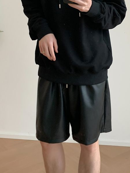 mens shorts syuhgfa leather spring summer style korean loose casual solid color short pants pocket male trend 230712, White;black
mens shorts syuhgfa leather spring summer style korean loose casual solid color short pants pocket male trend 230712, White;black