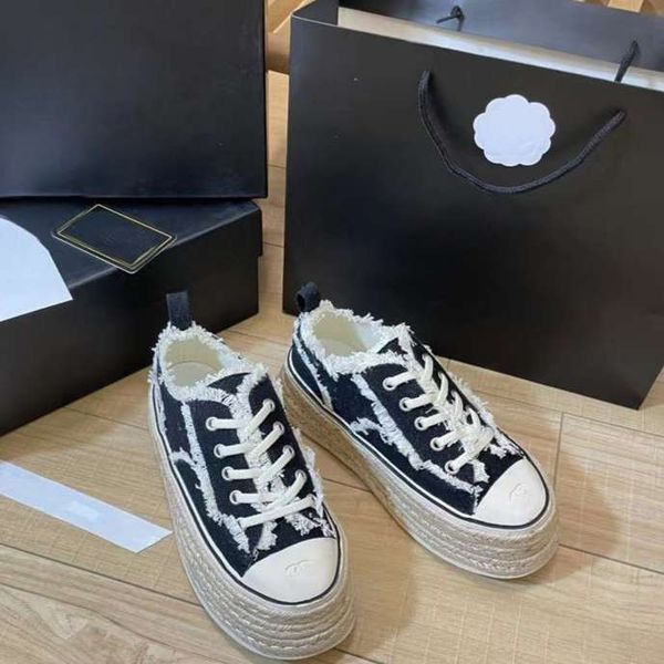 designer shoes casual shoes fisherman shoes women thick soles grass woven increased and versatile biscuit shoes lace up canvas shoes
designer shoes casual shoes fisherman shoes women thick soles grass woven increased and versatile biscuit shoes lace up canvas shoes