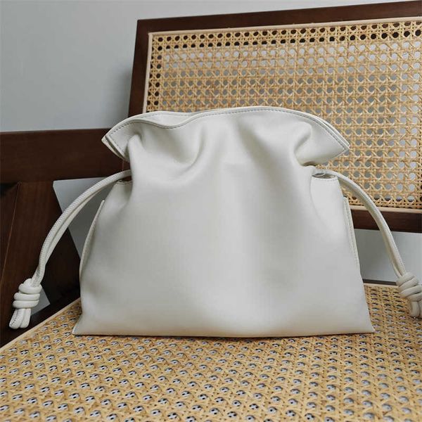 lowe bag designer bag beach spain girl classical bags loewz 2023 flamenco leather women's fashionable simple small shoulder crossbody b
lowe bag designer bag beach spain girl classical bags loewz 2023 flamenco leather women's fashionable simple small shoulder crossbody b