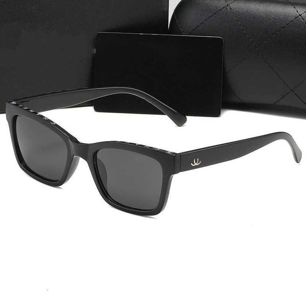 ch original designer sunglasses men famous fashionable classic retro luxury brand eyeglass fashion design, White;black
ch original designer sunglasses men famous fashionable classic retro luxury brand eyeglass fashion design, White;black