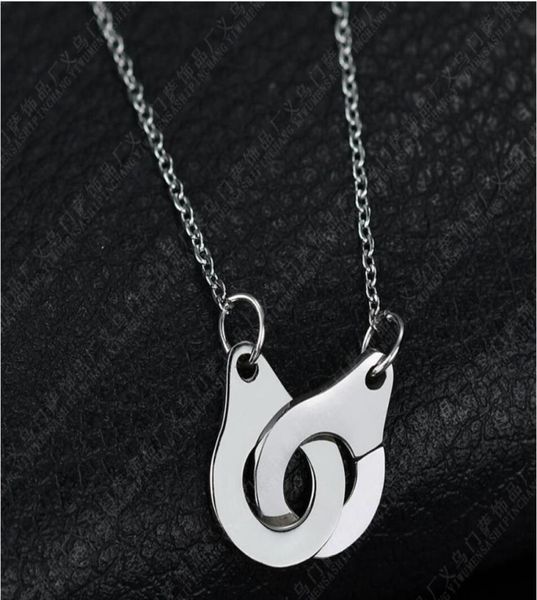 luxury designer necklace real 925 sterling silver handcuff menottes pendant for men women france dinh van jewelry4561611
luxury designer necklace real 925 sterling silver handcuff menottes pendant for men women france dinh van jewelry4561611