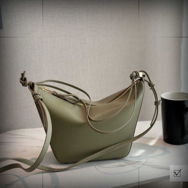 pure spain bag beach underarm loewz girl classical hobo bags designer light shoulder luxury 23 hammock leather high fashion casual versatile
pure spain bag beach underarm loewz girl classical hobo bags designer light shoulder luxury 23 hammock leather high fashion casual versatile