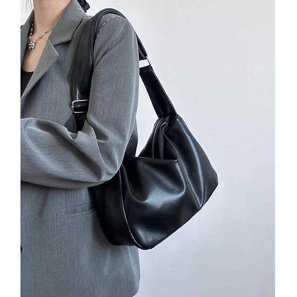 designer tote tote bag for women new pu tote bag niche design large capacity underarm bag single shoulder crossbody lazy bag casual
designer tote tote bag for women new pu tote bag niche design large capacity underarm bag single shoulder crossbody lazy bag casual
