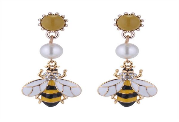 yellow gold designer bee stud earrings for women trendy bee pearl cute bee dangel long style stud earring jewelry gifts for women 8532546, Golden;silver
yellow gold designer bee stud earrings for women trendy bee pearl cute bee dangel long style stud earring jewelry gifts for women 8532546, Golden;silver