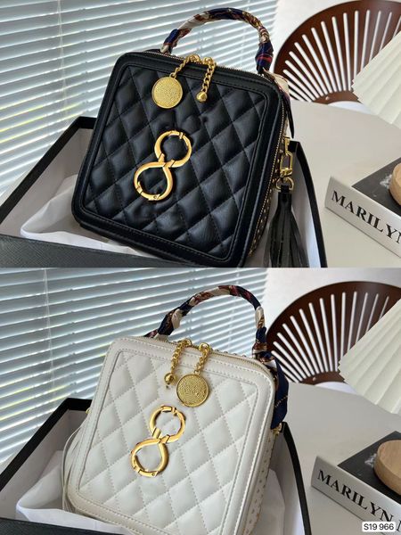 designer bags lou camera bag in quilted leather luxury handbags featuring an adjustable leather strap shoulder bag crossbody bas women stora
designer bags lou camera bag in quilted leather luxury handbags featuring an adjustable leather strap shoulder bag crossbody bas women stora