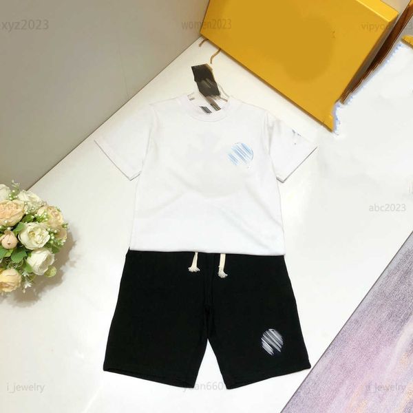 designer baby summer sets kids tracksuit size 100-160 cm 2pcs front and rear logo printed t-shirt and lace up shorts july10, White
designer baby summer sets kids tracksuit size 100-160 cm 2pcs front and rear logo printed t-shirt and lace up shorts july10, White