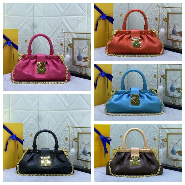 designer bag womens fashion cloud bag solid color leather shoulder bag temperament chain crossbody bag large capacity portable handbag
designer bag womens fashion cloud bag solid color leather shoulder bag temperament chain crossbody bag large capacity portable handbag