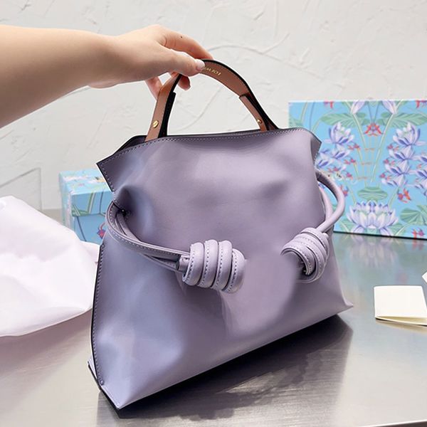 clutch bag string handbag autumn winter new tote bag women beach bag designer shopping bags cowhide handle purse knot shoulder bags golden h
clutch bag string handbag autumn winter new tote bag women beach bag designer shopping bags cowhide handle purse knot shoulder bags golden h
