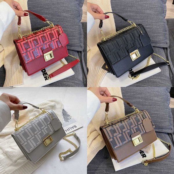 evening bags embossed designer bags shoulder bag women classic print handbags designers square chain bag messenger chain lady crossbody purs
evening bags embossed designer bags shoulder bag women classic print handbags designers square chain bag messenger chain lady crossbody purs