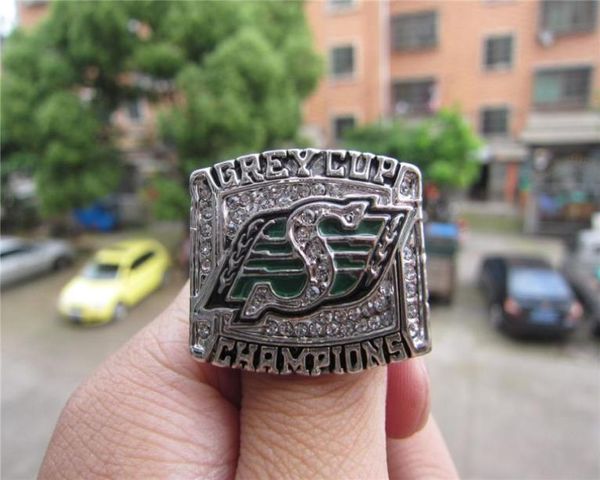 2007 saskatchewan roughriders the grey cup championship ring with wooden box men fan souvenir gift whole 2019 drop 1591345, Golden;silver
2007 saskatchewan roughriders the grey cup championship ring with wooden box men fan souvenir gift whole 2019 drop 1591345, Golden;silver