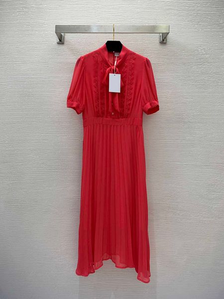 designer long dress luxury women summer comfort breathable clothe lace side splicing tie bow neck waist slim short sleeves pleated dress plu, Black;gray
designer long dress luxury women summer comfort breathable clothe lace side splicing tie bow neck waist slim short sleeves pleated dress plu, Black;gray