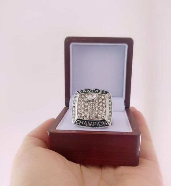 2017 fantasy league football ffl championship ring with wooden display box souvenir fan men gift whole5003018, Golden;silver
2017 fantasy league football ffl championship ring with wooden display box souvenir fan men gift whole5003018, Golden;silver