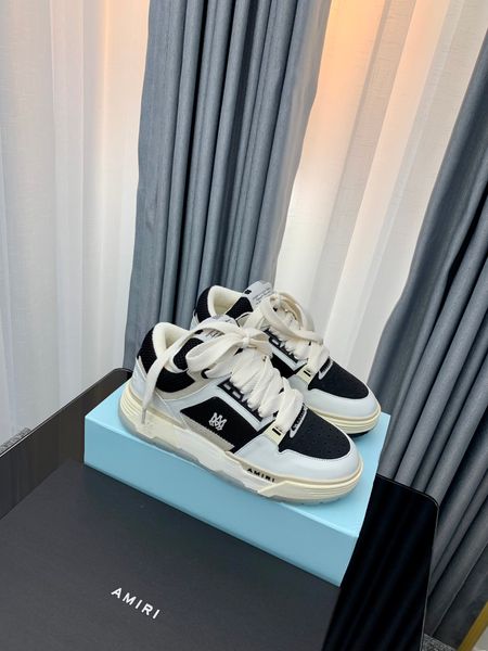 2023 fall new arrival womens and mens luxury designer beautiful sneaker casual designer shoes - great quality womens and mens eu size 35-45, Red;white
2023 fall new arrival womens and mens luxury designer beautiful sneaker casual designer shoes - great quality womens and mens eu size 35-45, Red;white