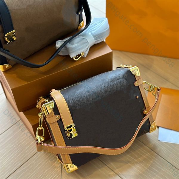 side trunk handbags lady shoulders bag letter printing cross body bags totes luxury designers cosmetic bags & cases box bag clutch hobo purs
side trunk handbags lady shoulders bag letter printing cross body bags totes luxury designers cosmetic bags & cases box bag clutch hobo purs