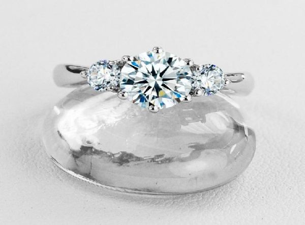 vintage three stones 3ct synthetic diamond wedding ring for female solid sterling silver ring with white gold cover forever brilli7848197, Slivery;golden
vintage three stones 3ct synthetic diamond wedding ring for female solid sterling silver ring with white gold cover forever brilli7848197, Slivery;golden