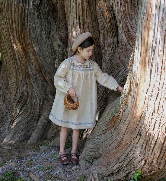 spring and autumn new children039s clothing nine quarter sleeve cotton embroidery girl039s dress3650102, Red;yellow
spring and autumn new children039s clothing nine quarter sleeve cotton embroidery girl039s dress3650102, Red;yellow