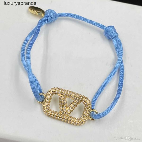 2022 5a quality designer bracelets design bangle stainless steel gold buckle bracelet fashion jewelry men for women and men 18k plated123, Golden;silver
2022 5a quality designer bracelets design bangle stainless steel gold buckle bracelet fashion jewelry men for women and men 18k plated123, Golden;silver