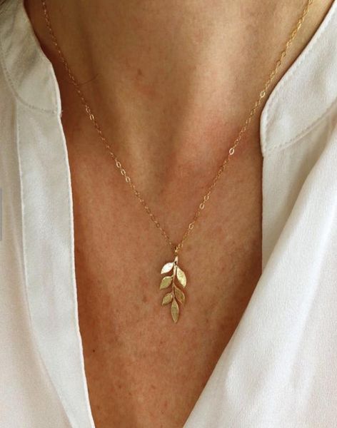 2021 heart leaves pendant necklaces for women girls vintage bohemian gold necklace elegant choker fashion jewelry5074947, Silver
2021 heart leaves pendant necklaces for women girls vintage bohemian gold necklace elegant choker fashion jewelry5074947, Silver