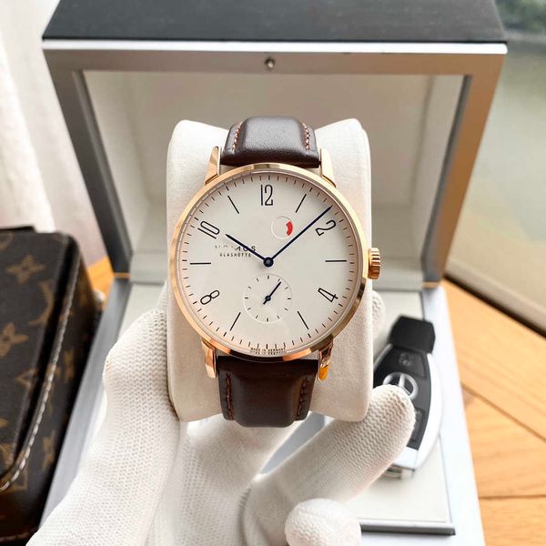 designer elegant men wrist watch nomos mechanical watches q2zg automatic movement uhr white dial back transparency with box, Slivery;brown
designer elegant men wrist watch nomos mechanical watches q2zg automatic movement uhr white dial back transparency with box, Slivery;brown