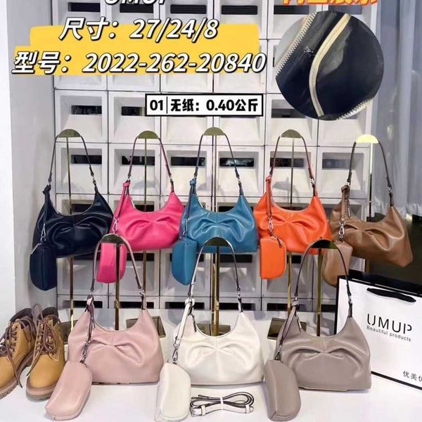 margiela 2023 autumn/winter new mm6 magilla sponge cloud bag hobo cowhide crescent bag handheld one shoulder underarm bag
margiela 2023 autumn/winter new mm6 magilla sponge cloud bag hobo cowhide crescent bag handheld one shoulder underarm bag