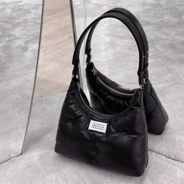 margiela bag bag designer autumn winter small majira sponge cloud bag hobo sheep skin crescent armpit bag
margiela bag bag designer autumn winter small majira sponge cloud bag hobo sheep skin crescent armpit bag