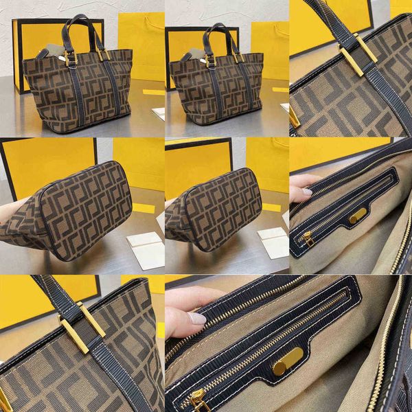 nxy tote bag totes women handbags designers fashion all-match classic large capacity multifunction wallet alphabet pattern handbag
nxy tote bag totes women handbags designers fashion all-match classic large capacity multifunction wallet alphabet pattern handbag