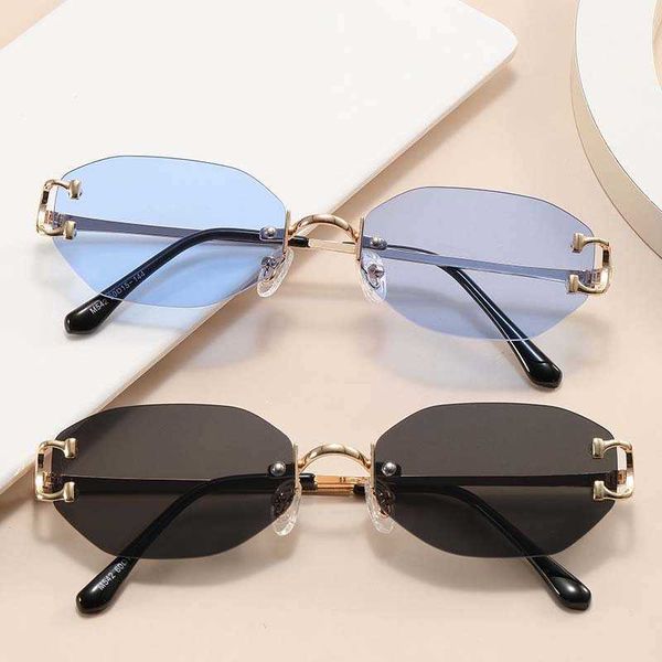8025 new frameless women's personality versatile men's glasses metal oval frame sunglasses, White;black
8025 new frameless women's personality versatile men's glasses metal oval frame sunglasses, White;black