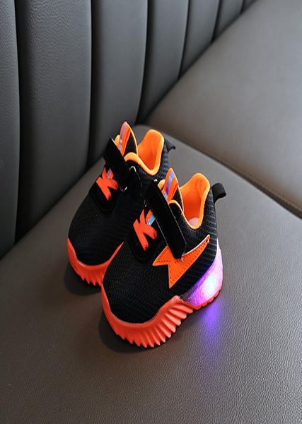 new 2020 fashion children039s shoes girls boys kids sneaker cartoon led light luminous boot child flats enfant tenis baby train7212898, Black;grey
new 2020 fashion children039s shoes girls boys kids sneaker cartoon led light luminous boot child flats enfant tenis baby train7212898, Black;grey