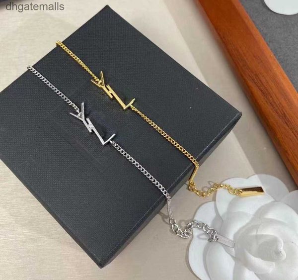 Original designer Girls' women letter bracelets elegant Love 18K Gold Bangles Y charm bracelet Fashion Jewelry Lady Party
Original designer Girls' women letter bracelets elegant Love 18K Gold Bangles Y charm bracelet Fashion Jewelry Lady Party